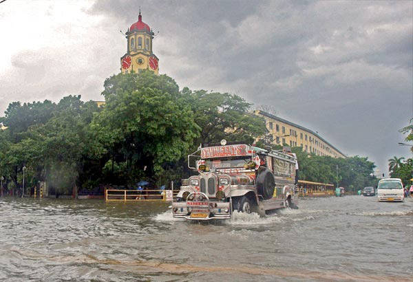 DPWH Completes 2 Km Drainage Pumping Station To Address Flooding In Manila