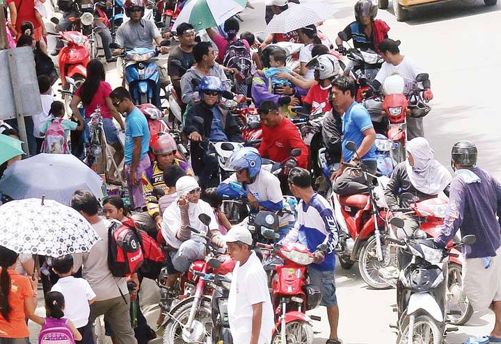 Motorcycles in the streets of Cebu