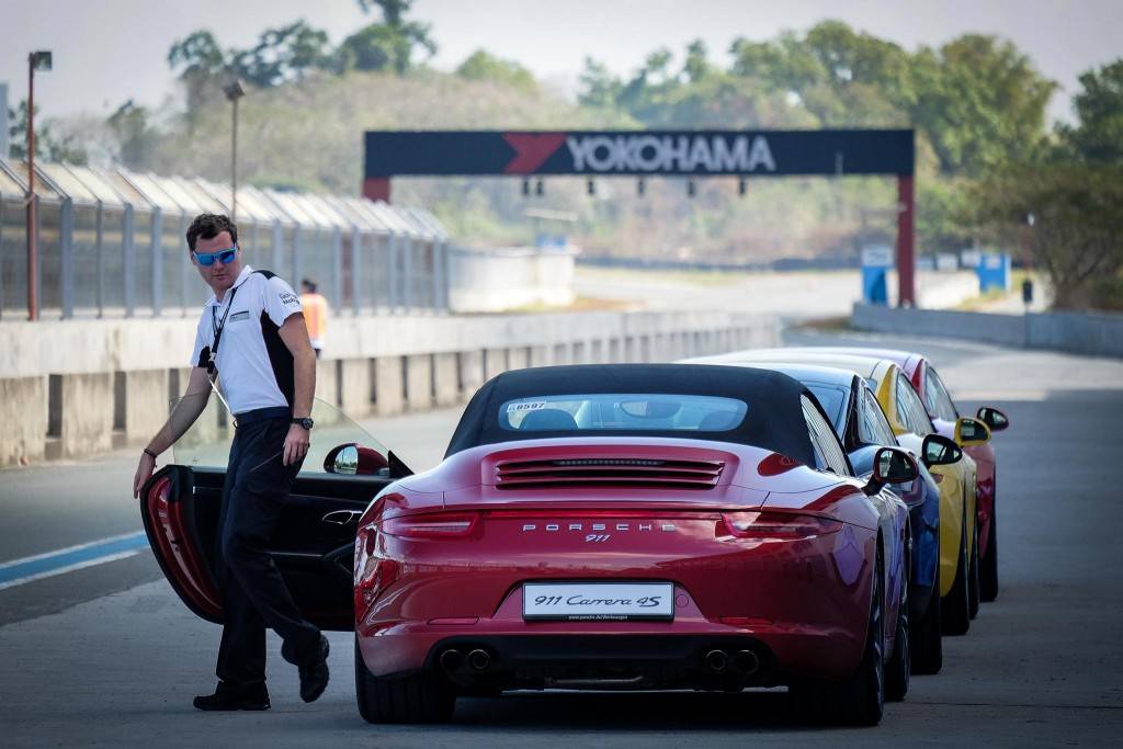 Red Porsche Carrera