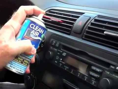 Cleaning car air vents