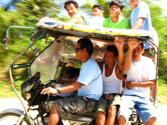 Full auto rickshaw