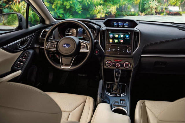 2017 Subar Impreza dashboard interior