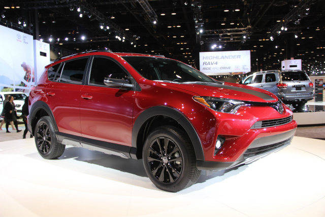 Toyota 2018 RAV4 Adventure front
