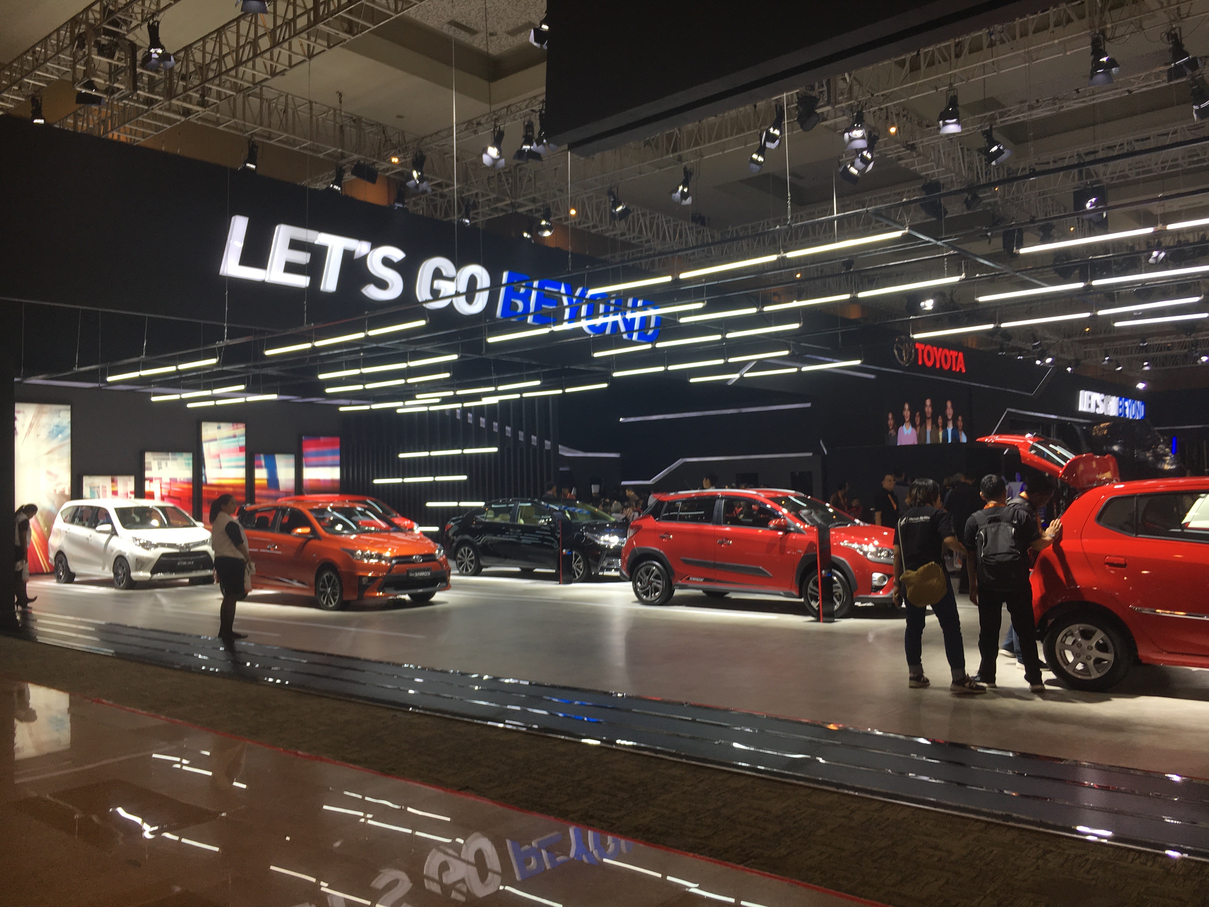 Indonesia International Motor Show 2017 Day 1 Highlights Indonesia International Motor Show 2017 Day 1 Highlights