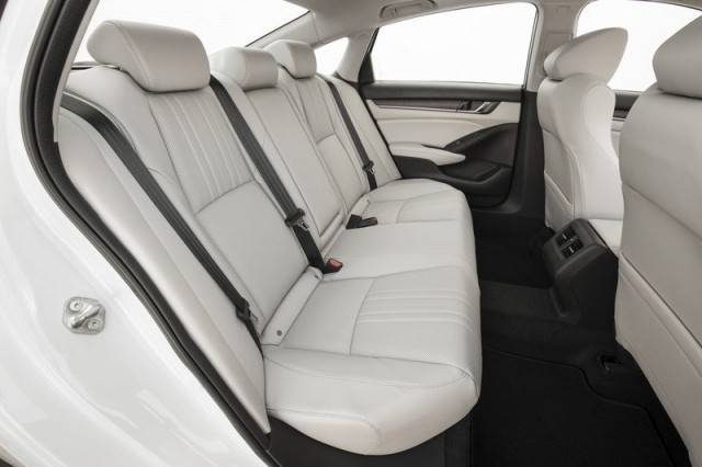 Backseat, Honda Accord 2018