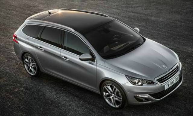 Gray Peugeot 308 Station Wagon Allure 