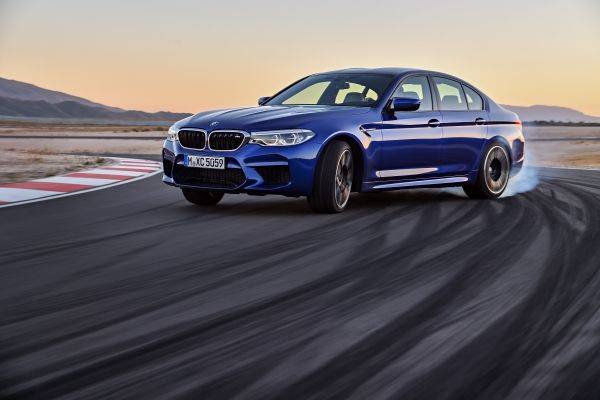 2018 BMW M5