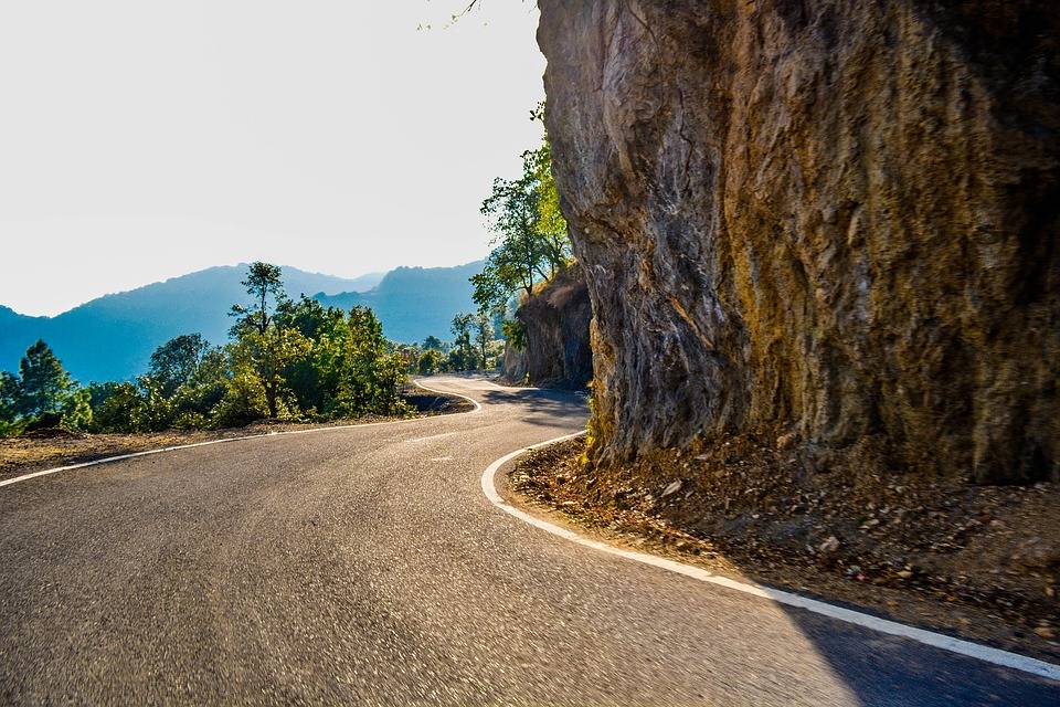 downhill bike tracks