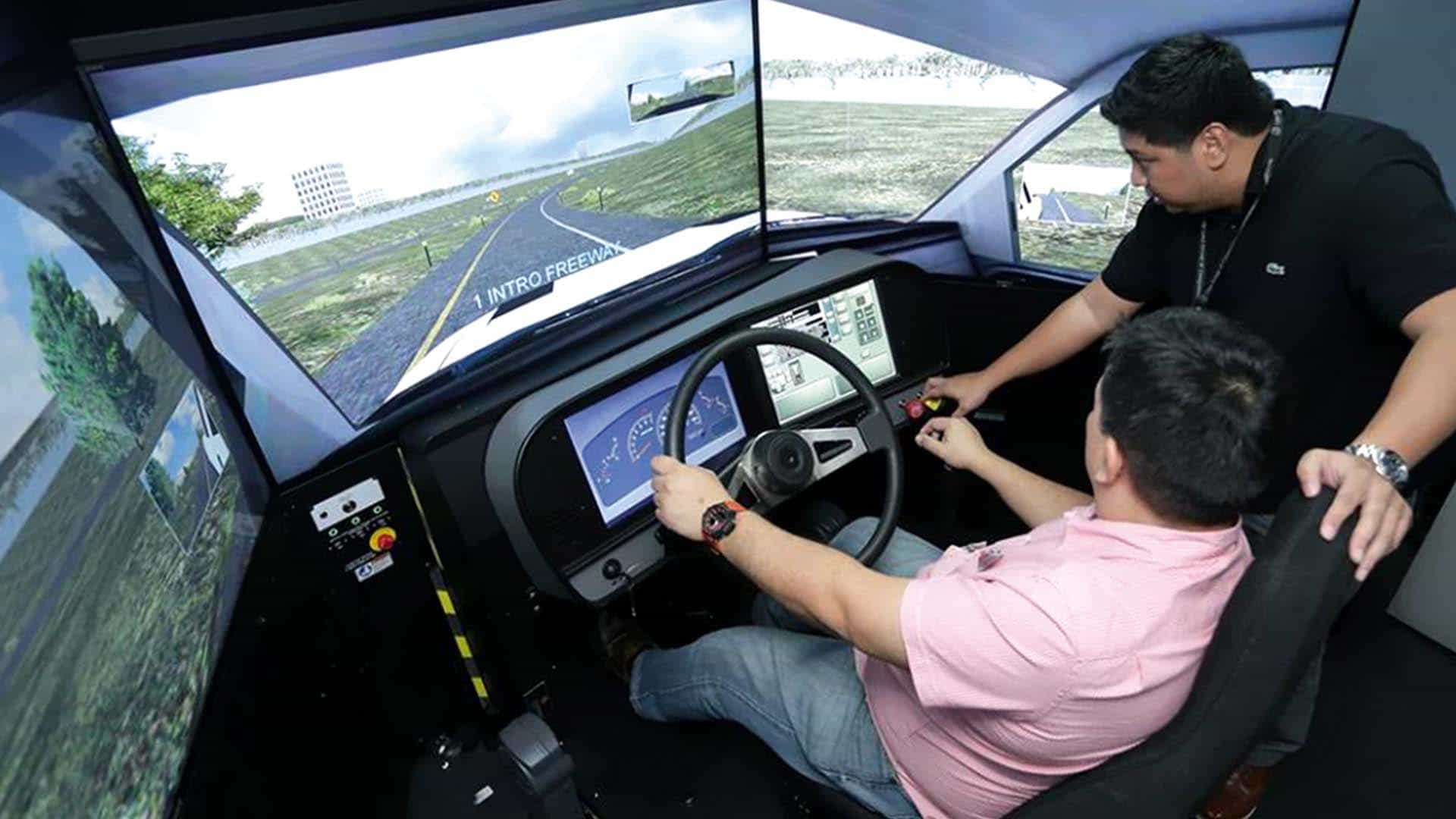 INTERACTIVE DRIVING SIMULATOR BROUGHT IN BY AIR21