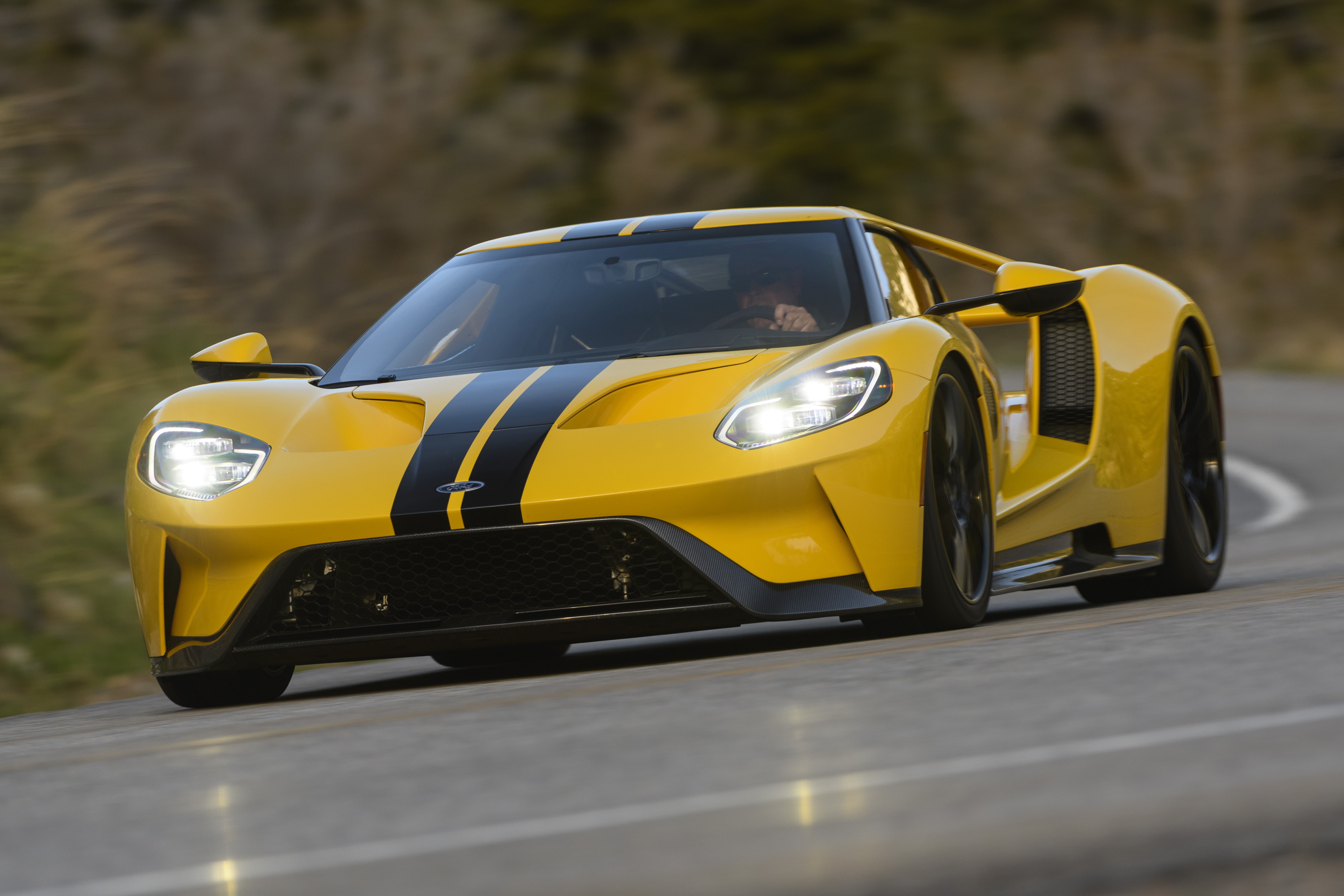 Ford Recalls 2017-2018 Ford GT for Hydraulic Fluid Leak Ford GT