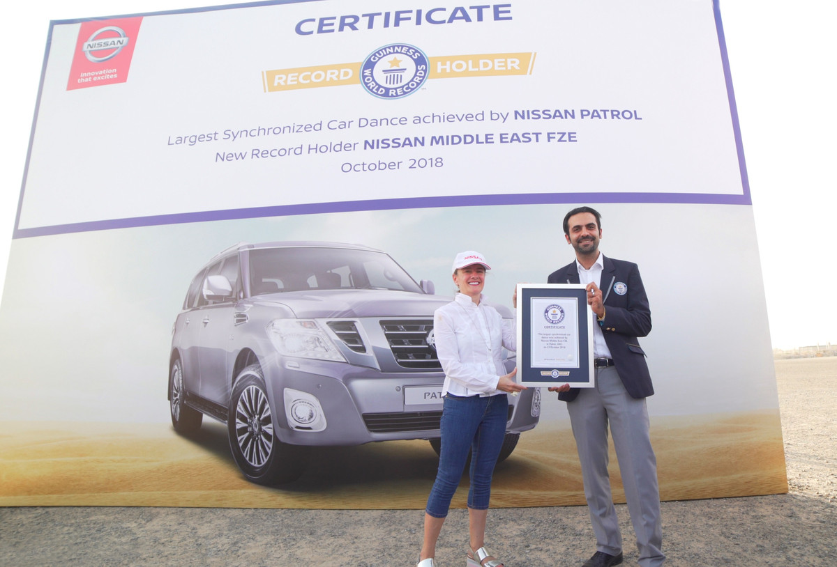 180 Nissan Patrols Set New World Record for Largest Synchronized Car Dance 180 Nissan Patrols Set New World Record for Largest Synchronized Car Dance