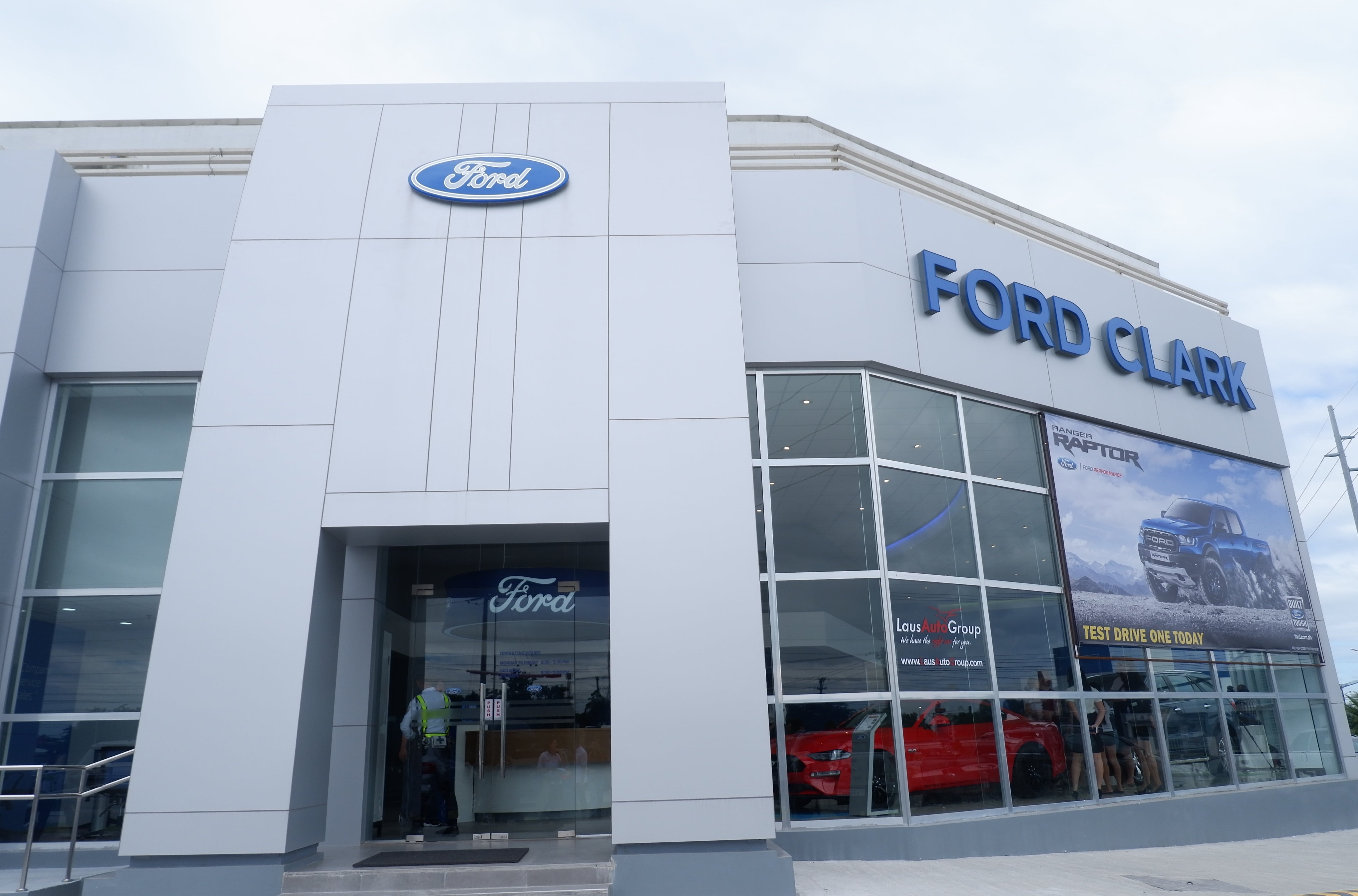Ford PH Opens New Dealership Facility in Clark Ford PH Opens New Dealership Facility in Clark