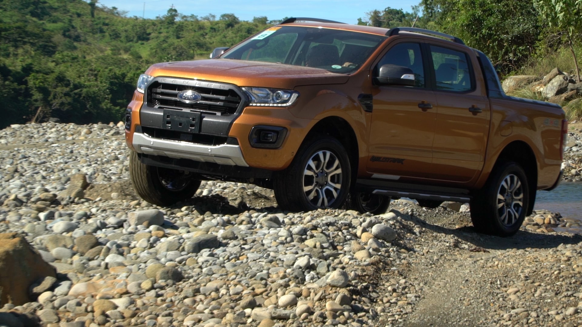 Ford Ranger Drives Ford PH's November Sales Ford Ranger Drives Ford PH's November Sales