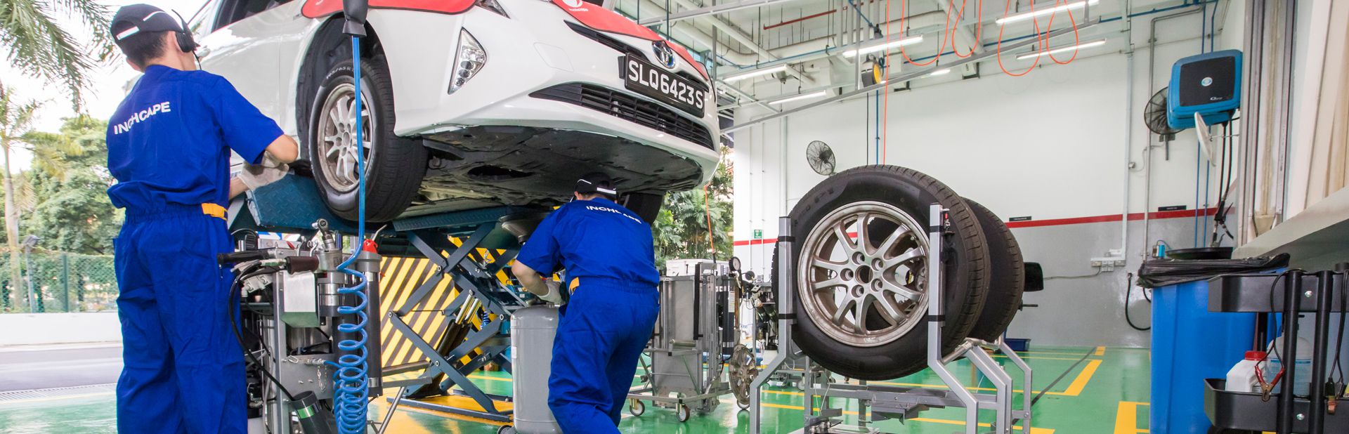 Toyota Develops 'Total-Care Service' Designed for Ride-Hailing Companies Toyota Develops 'Total-Care Service' Designed for Ride-Hailing Companies