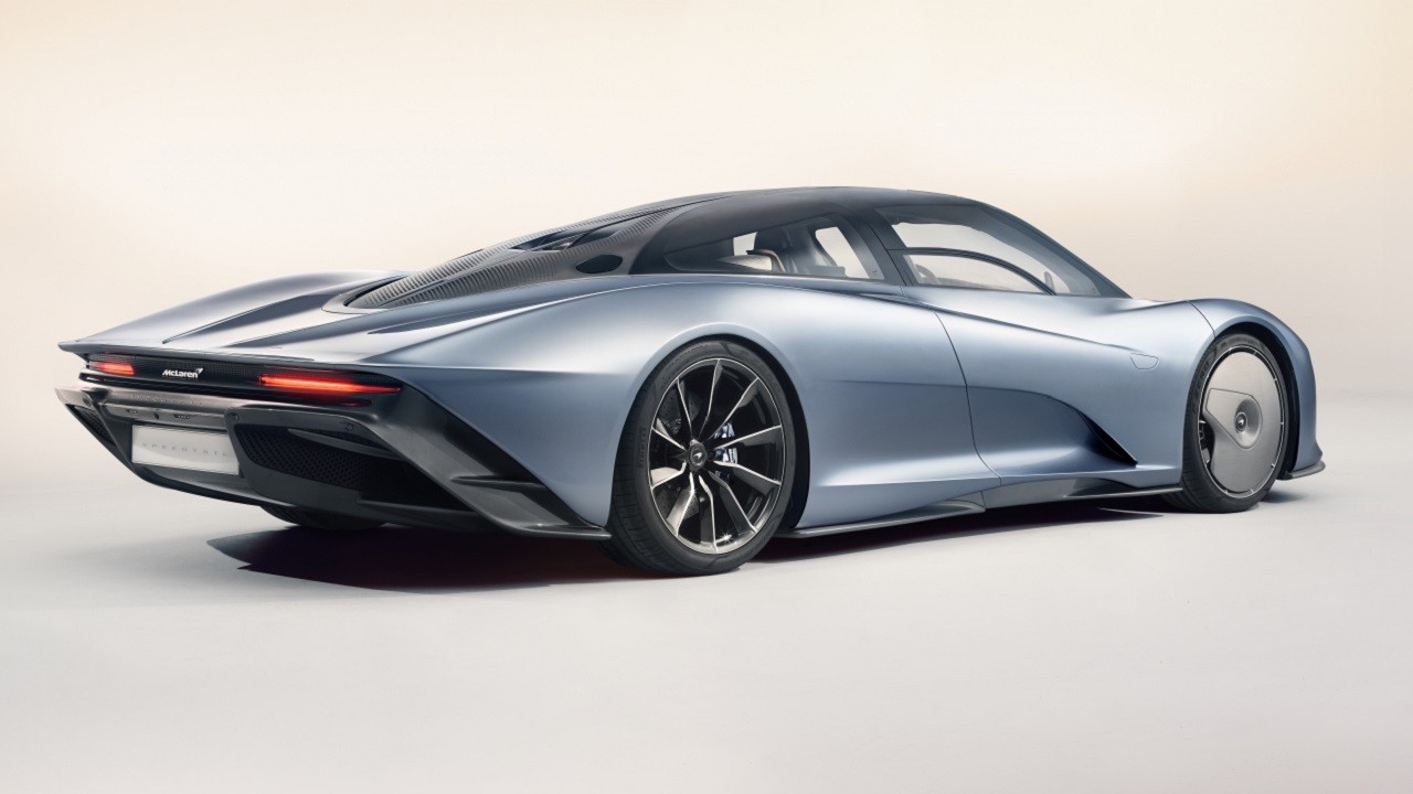 Flexible Carbon Fiber Is Now a Thing with the McLaren Speedtail