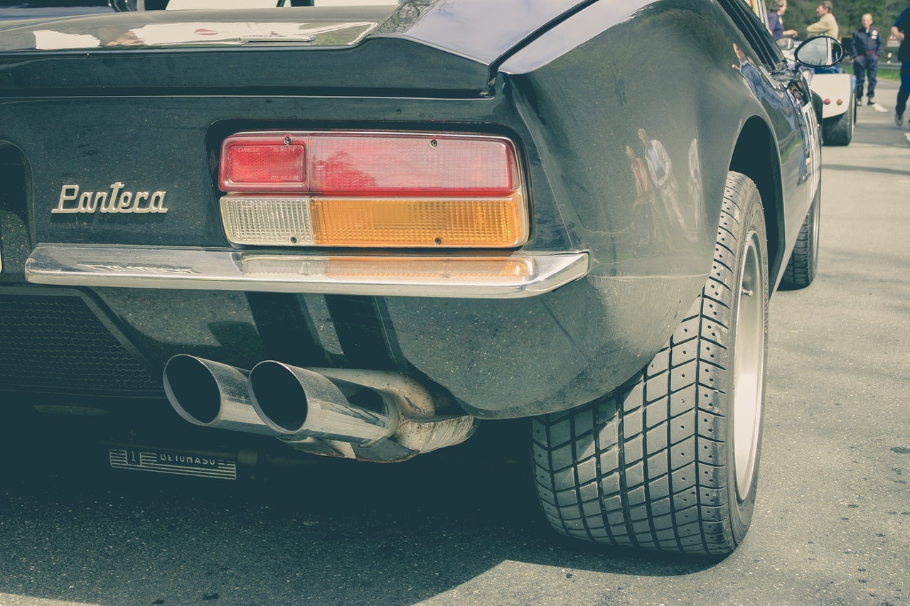 Smoke Signals: 4 Vehicle Exhaust Colors and What They Tell You Smoke Signals: 4 Vehicle Exhaust Colors and What They Tell You