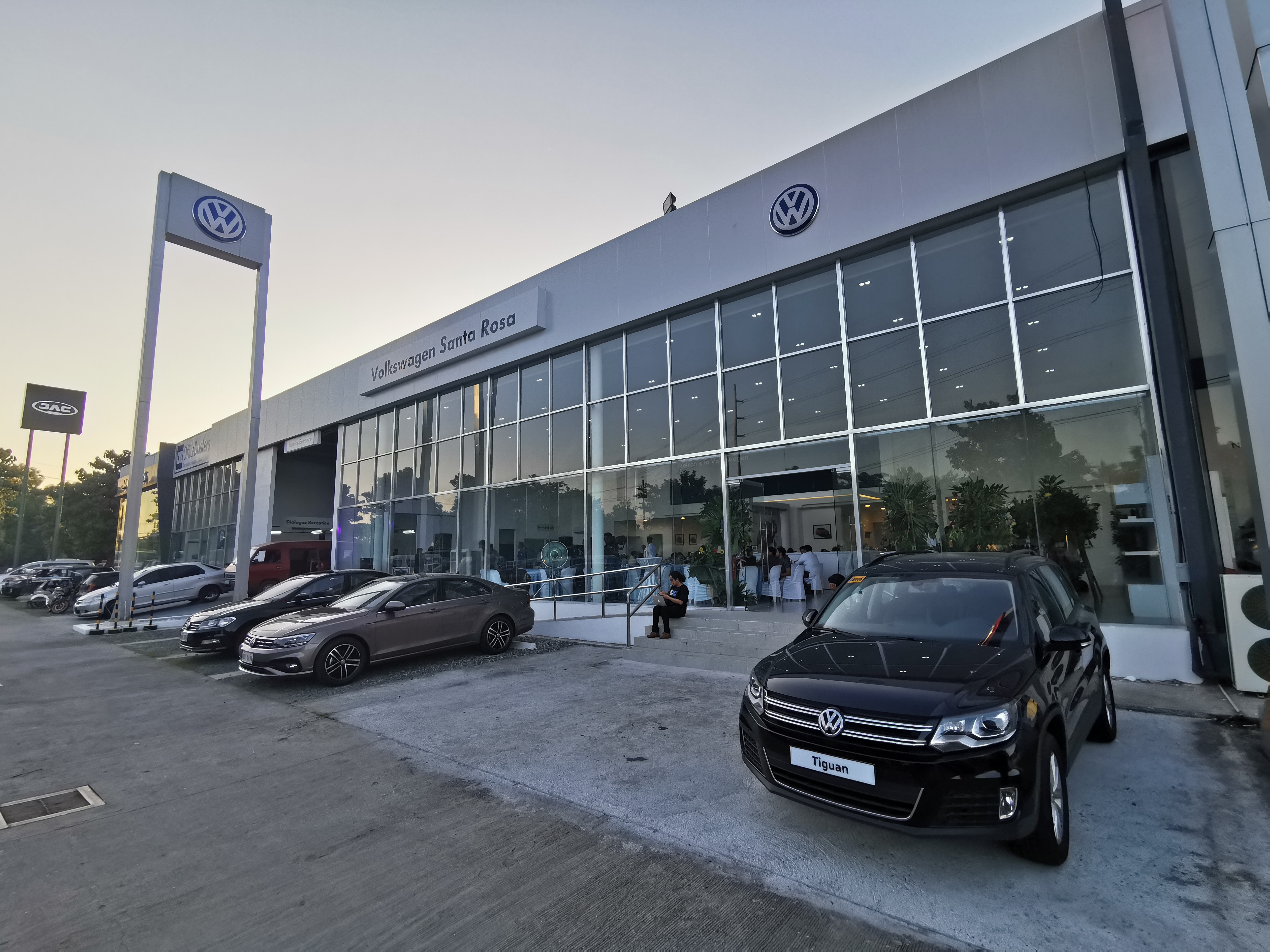 Volkswagen PH Opens First South Luzon Dealership in Santa Rosa, Laguna Volkswagen PH Opens First South Luzon Dealership in Santa Rosa, Laguna