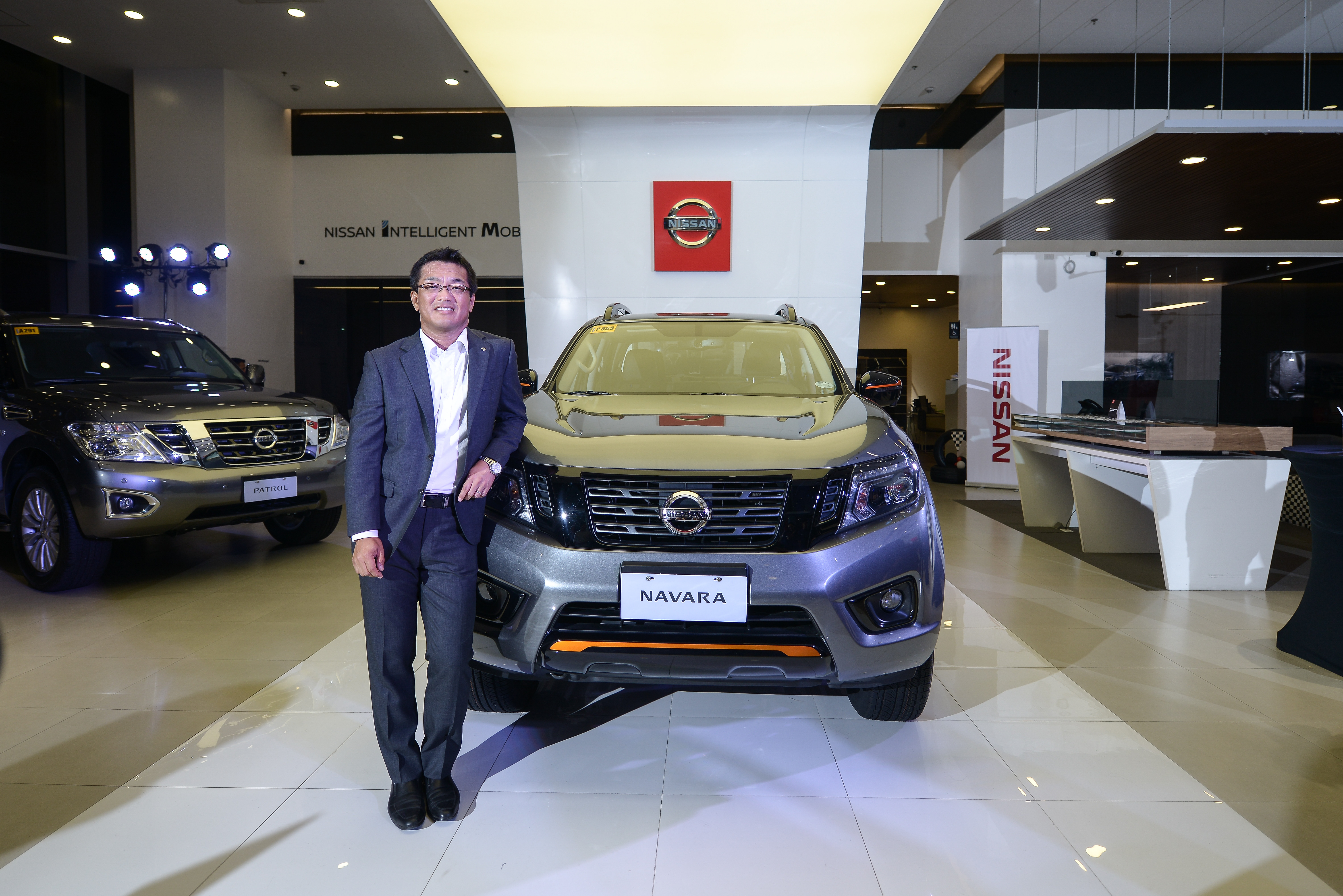 Limited-Edition Nissan Navara Black Edition Now Available in PH