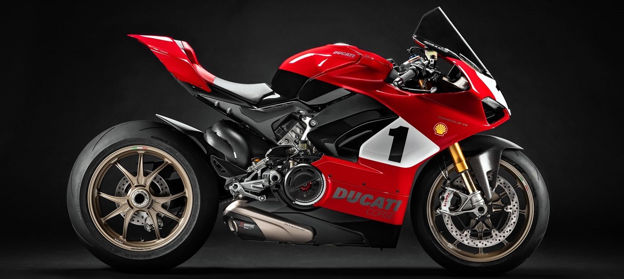 Ducati Panigale V4 25° Anniversario 916 Goes to Auction for Charity Ducati Panigale V4 25° Anniversario 916 Goes to Auction for Charity