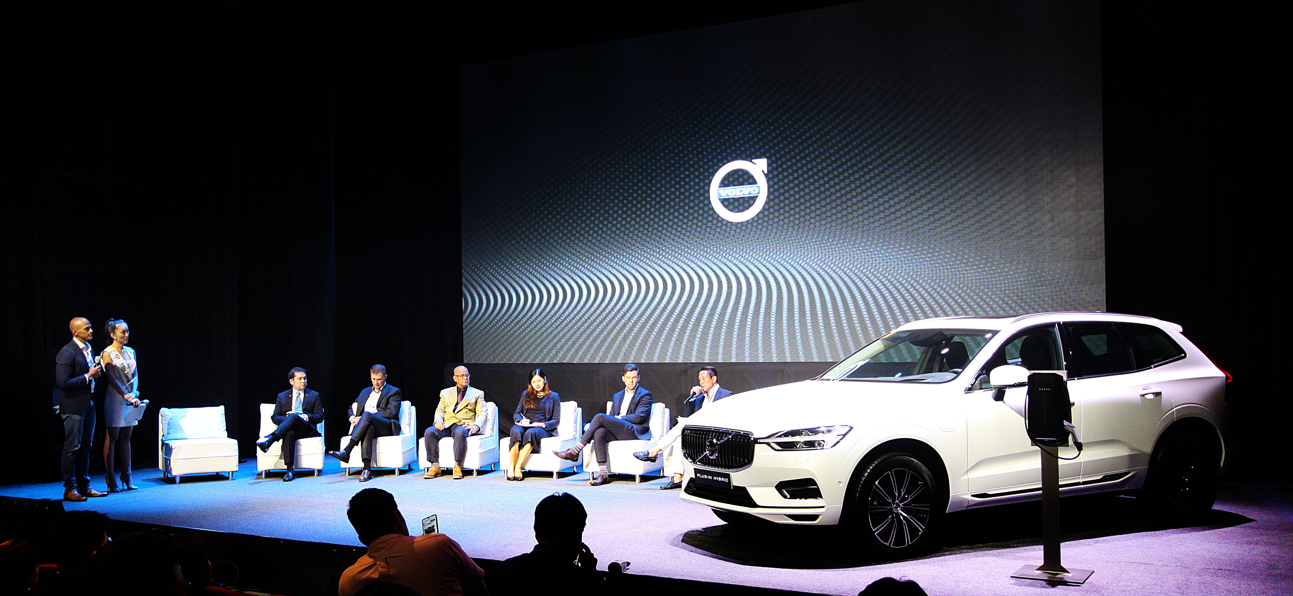 Volvo's First Electric Car Kicks Off a Plan to Cut Emissions
