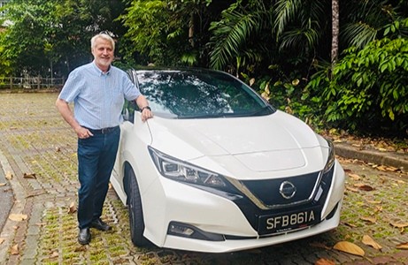 Meet the First Owner of Nissan Leaf in Singapore Meet the First Owner of Nissan Leaf in Singapore