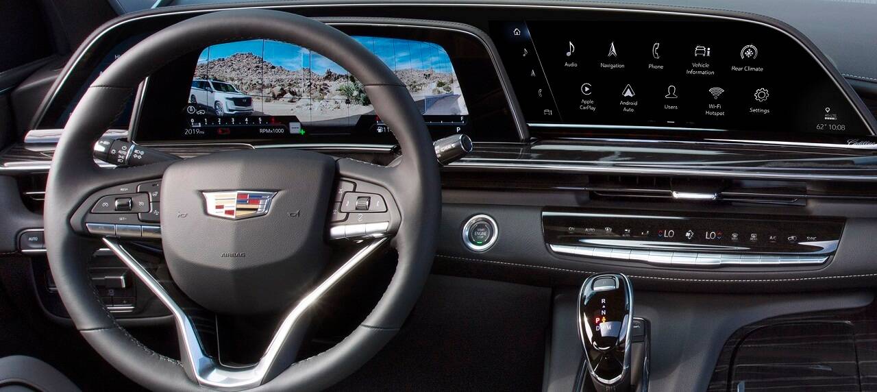 We Now Know What the 2021 Cadillac Escalade’s Curve OLED Screen Looks Like