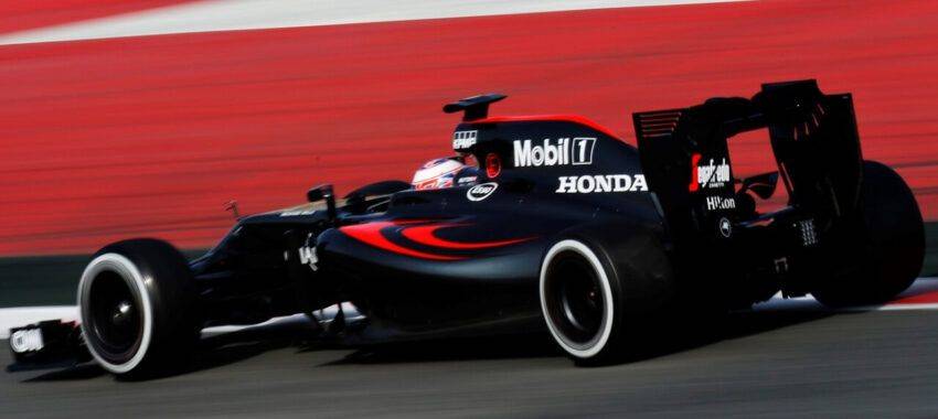 MCLAREN RACING TEAM