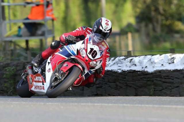 02072015-Moto-IOMTT_04