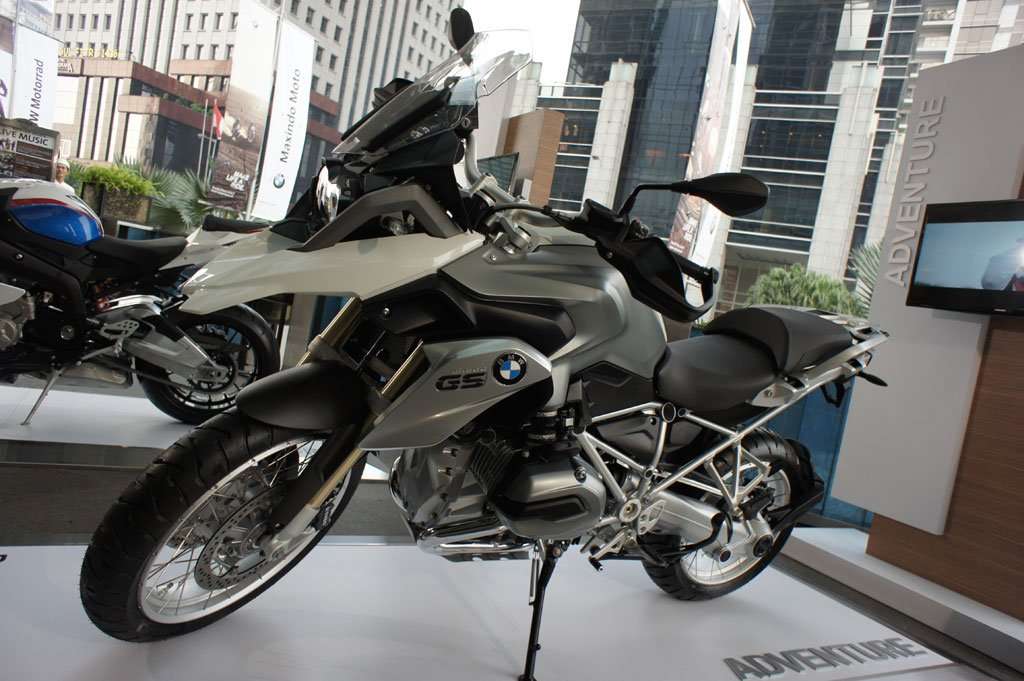 bmw motorcycle mudah