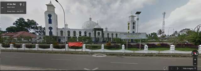 24092-15-Moto-Gunung_Padang_01c