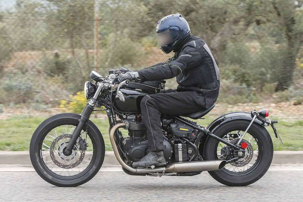 triumph bobber dijual