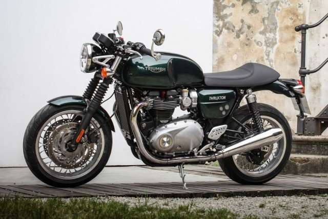 31032016-Moto-Triumph-Thruxton