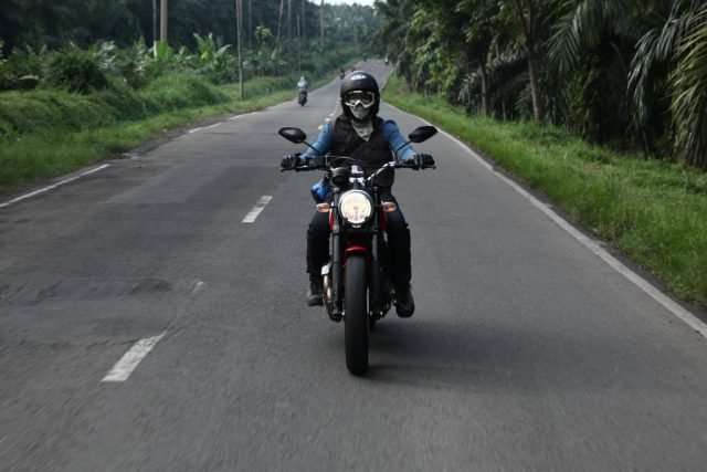 04062016-Moto-Ducati-Scrambler_02