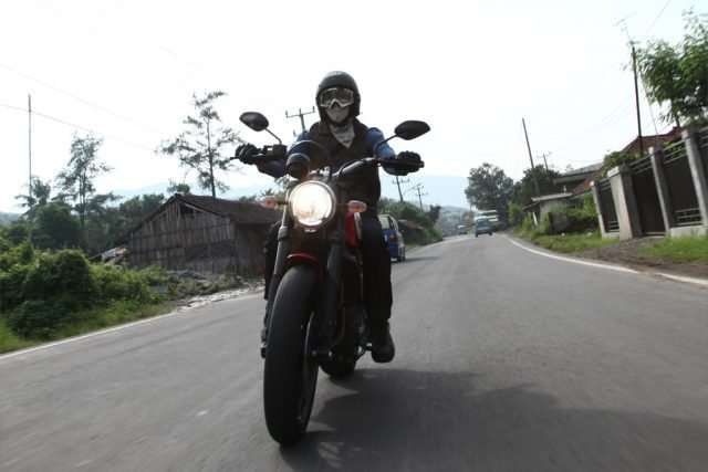 04062016-Moto-Ducati-Scrambler_05