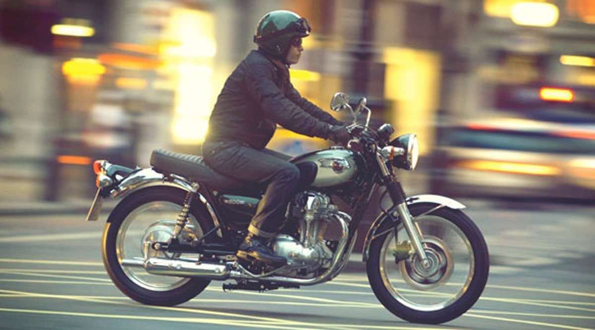 Kawasaki Bakal Hentikan Produksi W800 Tahun Depan Kawasaki Bakal Hentikan Produksi W800 Tahun Depan