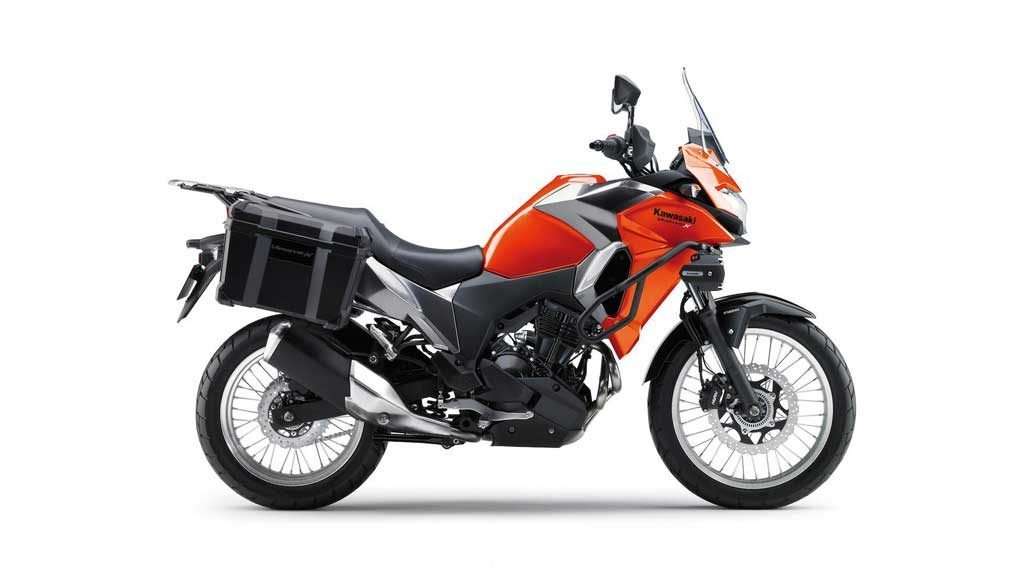 30112016-Moto-Versys-X-250_02