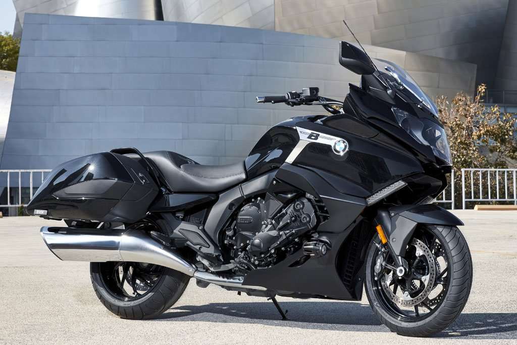 BMW Motorrad K1600 B Lakukan Debut