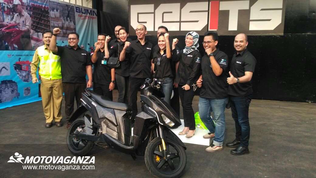 Harga Gesits Nantinya Dipastikan Tak Lebih dari Rp 20 Juta Harga Gesits Nantinya Dipastikan Tak Lebih dari Rp 20 Juta