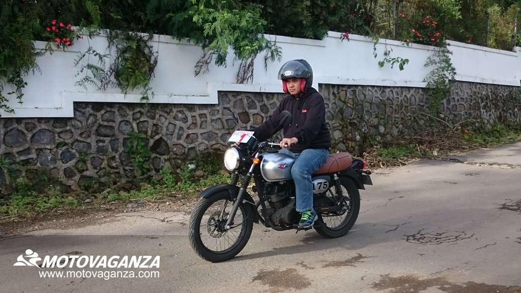 Kawasaki W175, Enteng dan Lincah, Tapi…. Kawasaki W175, Enteng dan Lincah, Tapi….