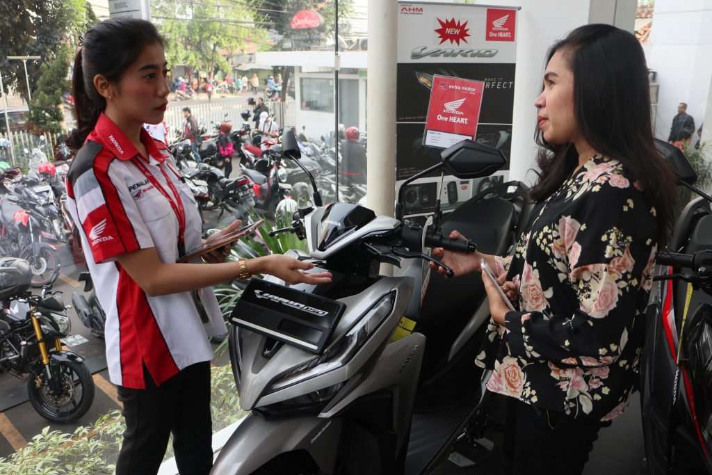 Simak 4 Hal Ini Jika Ingin Membeli Motor Baru