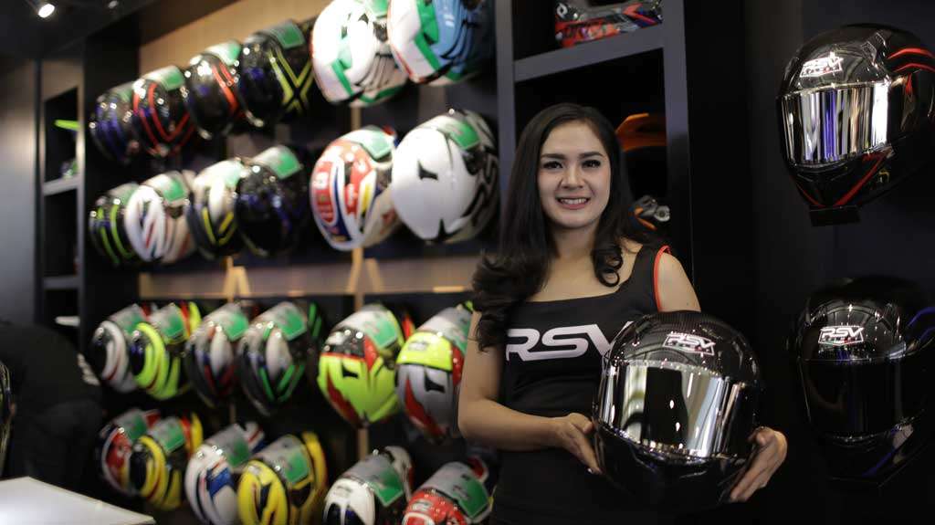 Permintaan Meningkat, RSV Helmet Mulai Garap Pasar Offline Permintaan Meningkat, RSV Helmet Mulai Garap Pasar Offline