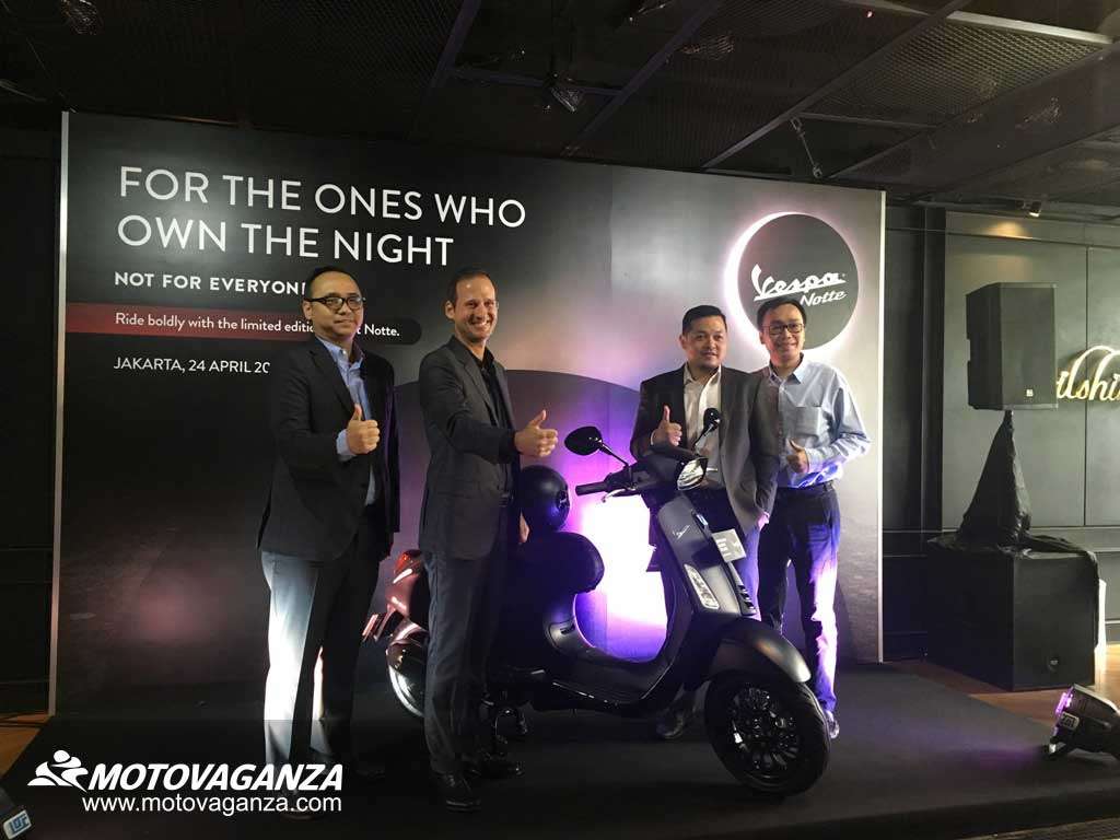 Serba Hitam, Vespa Sprint Notte Siap Rilis di IIMS 2019 Serba Hitam, Vespa Sprint Notte Siap Rilis di IIMS 2019