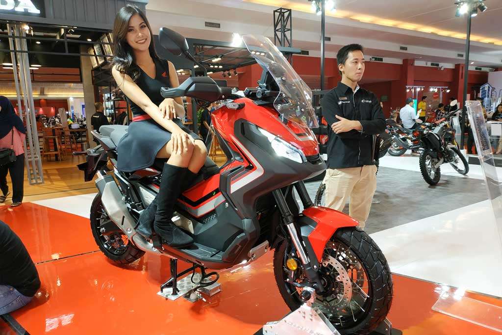 Skutik Mendominasi, Honda PCX Terlaris di Telkomsel IIMS 2019 Skutik Mendominasi, Honda PCX Terlaris di Telkomsel IIMS 2019