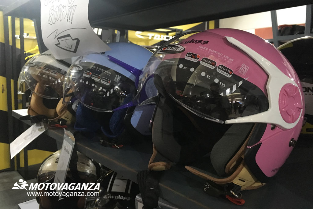 Inovasi Cargloss Pamerkan Helm Khusus untuk Hijaber Inovasi Cargloss Pamerkan Helm Khusus untuk Hijaber