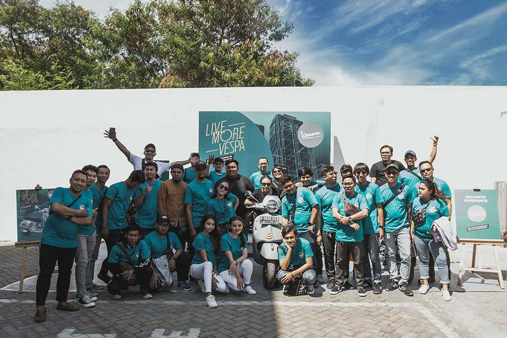 Vespa GTS Super Tech 300 Sapa Pecinta Vespa di Sidoarjo Vespa GTS Super Tech 300 Sapa Pecinta Vespa di Sidoarjo