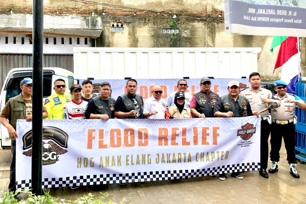 Harley-Davidson Anak Elang Jakarta Bantu Korban Banjir ...