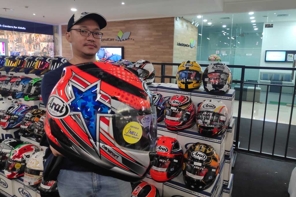 Intip Ragam Keunikan di JHE 2020, Ada Helm Seharga Rp 45 Juta! Intip Ragam Keunikan di JHE 2020, Ada Helm Seharga Rp 45 Juta!