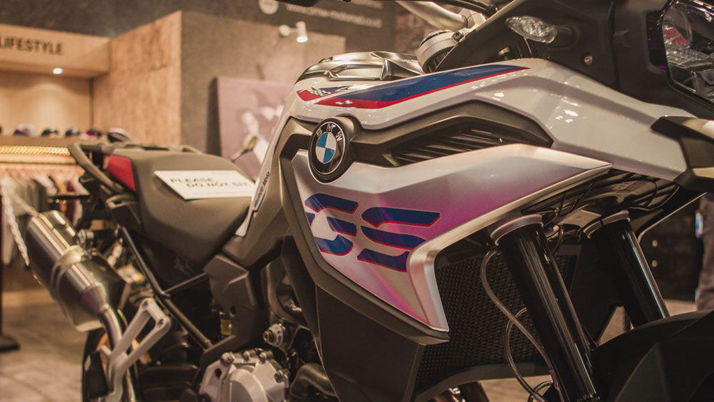 BMW Motorrad Recall Ribuan Motor Gara-Gara Lampu Rem