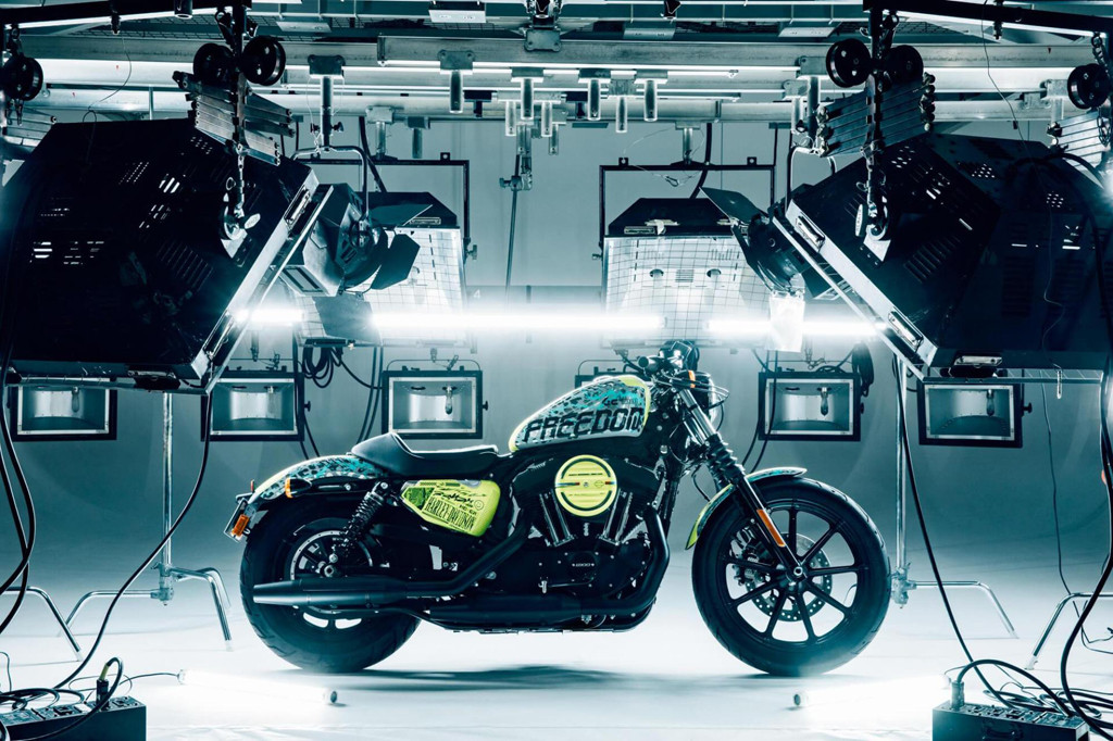 Sentuhan Unik Graphers Rock pada Harley-Davidson Iron 1200 Sentuhan Unik Graphers Rock pada Harley-Davidson Iron 1200