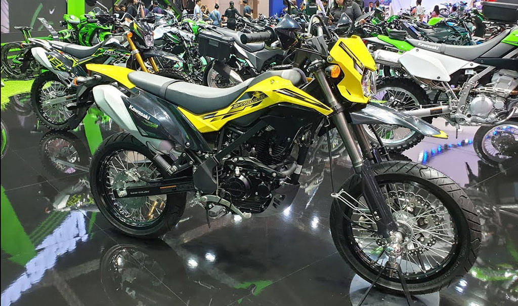 Penggemar Supermoto Simak Bedah Varian Kawasaki D Tracker Ini Zigwheels Indonesia